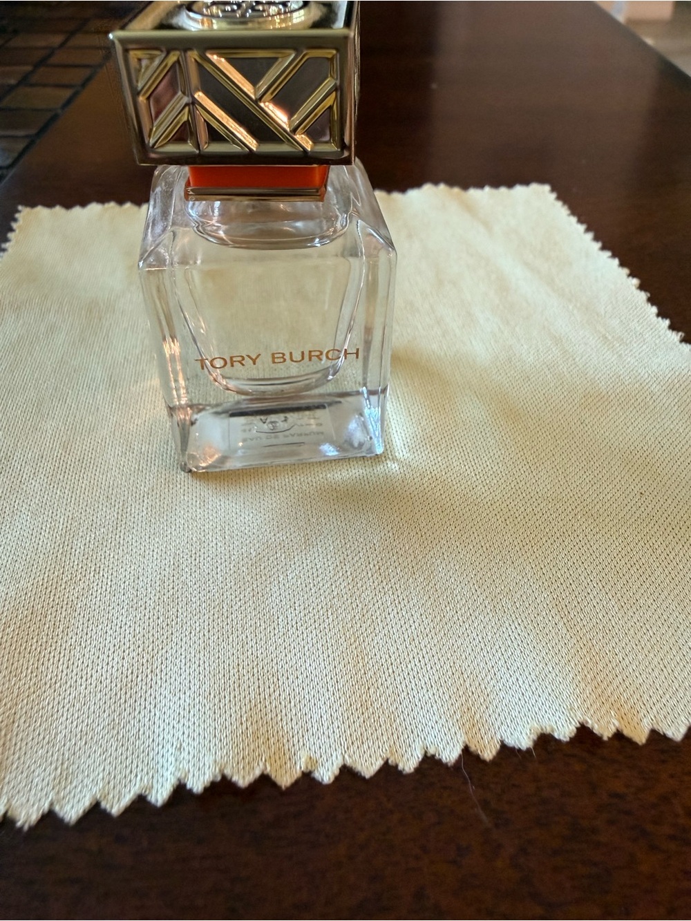 Tory Burch - Picture 2 of 4
